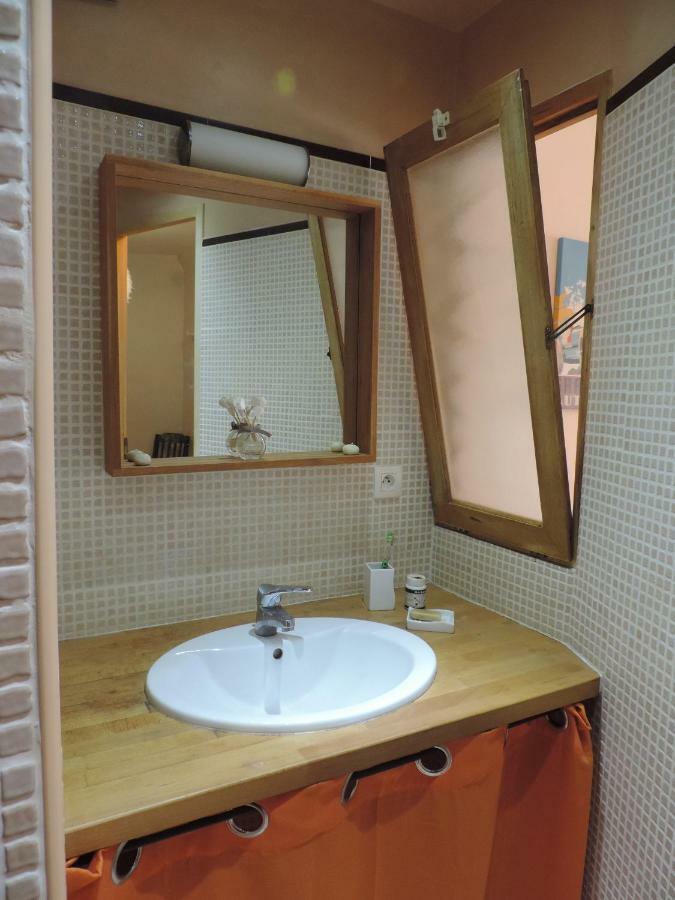 Ferienwohnung Le Logis De La Fontaine Ceyreste Exterior foto
